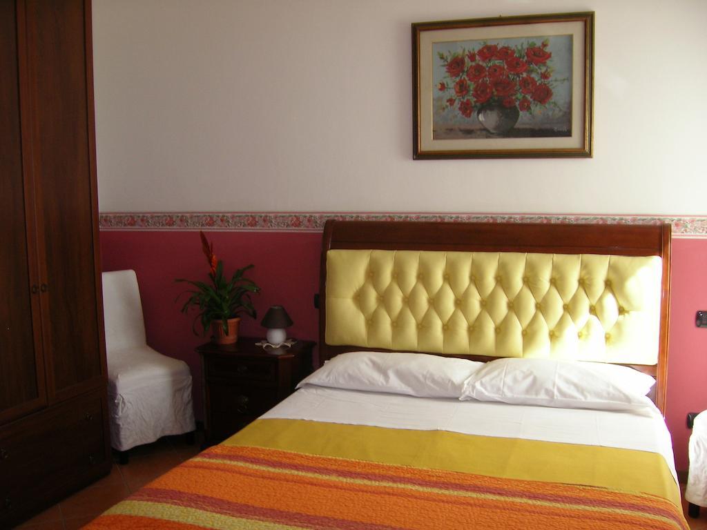 B&B 7 Camini ซาน จิโอวานนิ ลูปาโตโต ภายนอก รูปภาพ